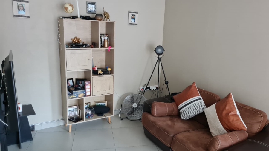 To Let 1 Bedroom Property for Rent in Heuwelsig Free State